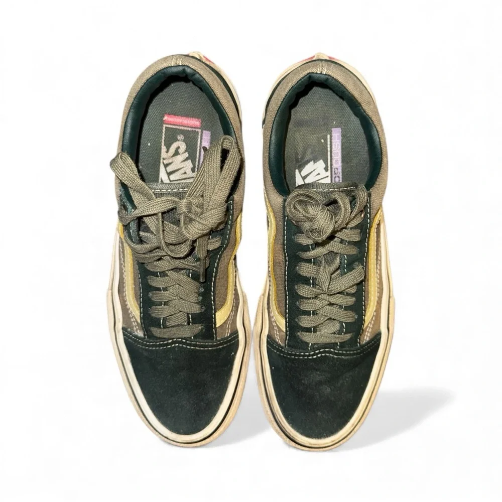 Vans Old Skool Pro Scarab/Military Men’s Size 6.5 Women’s Size 8